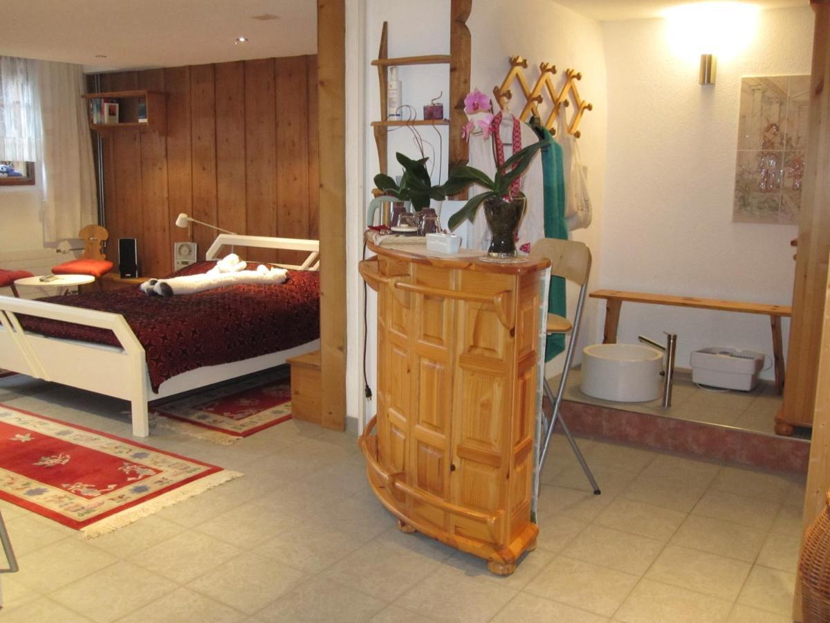 Gaestehaus Alpenblick Wildstrubel Sankt Stephan Екстериор снимка