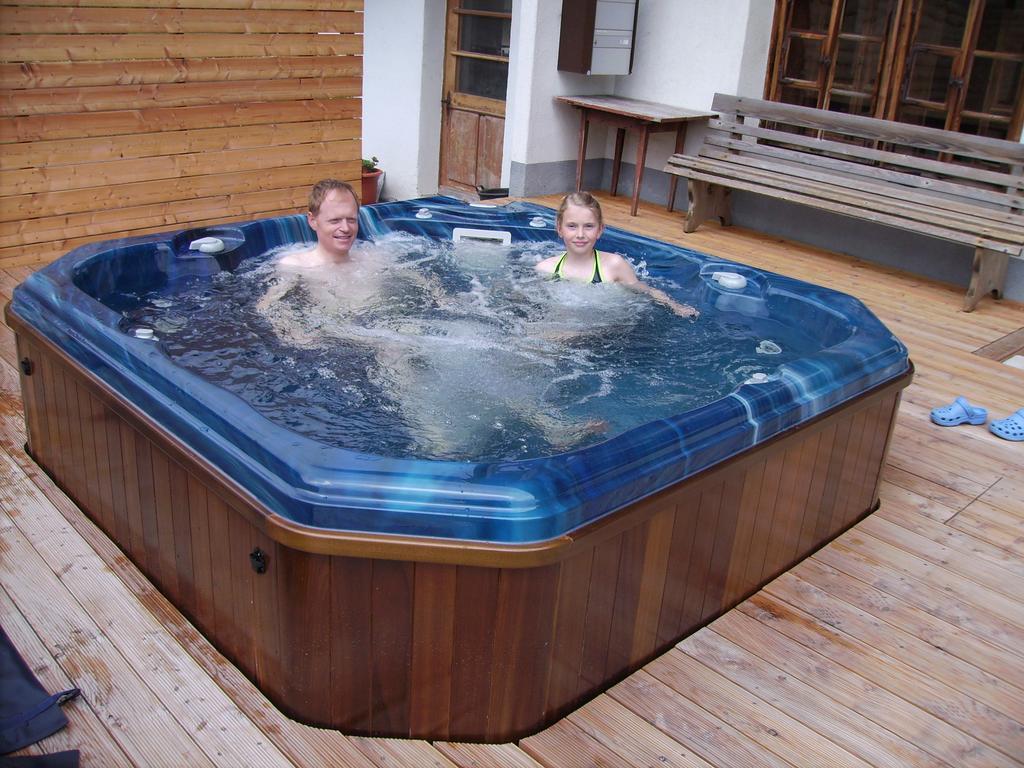 Gaestehaus Alpenblick Wildstrubel Sankt Stephan Екстериор снимка