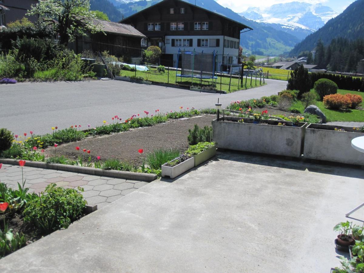 Gaestehaus Alpenblick Wildstrubel Sankt Stephan Стая снимка